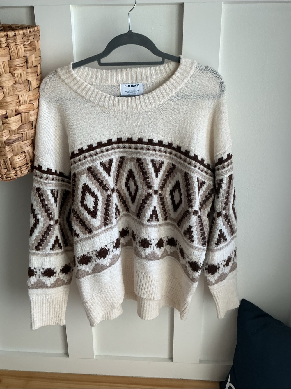 Old Navy Cream and Brown Geometric Fair Isle Crewneck Sweater